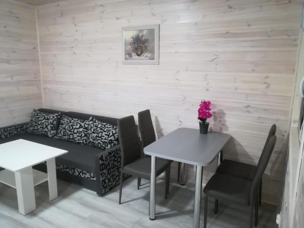 Bajkowe Chatki Rusinowo  Buitenkant foto